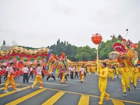 万人行上都有哪些“龙”？一起来看这波龙年回忆