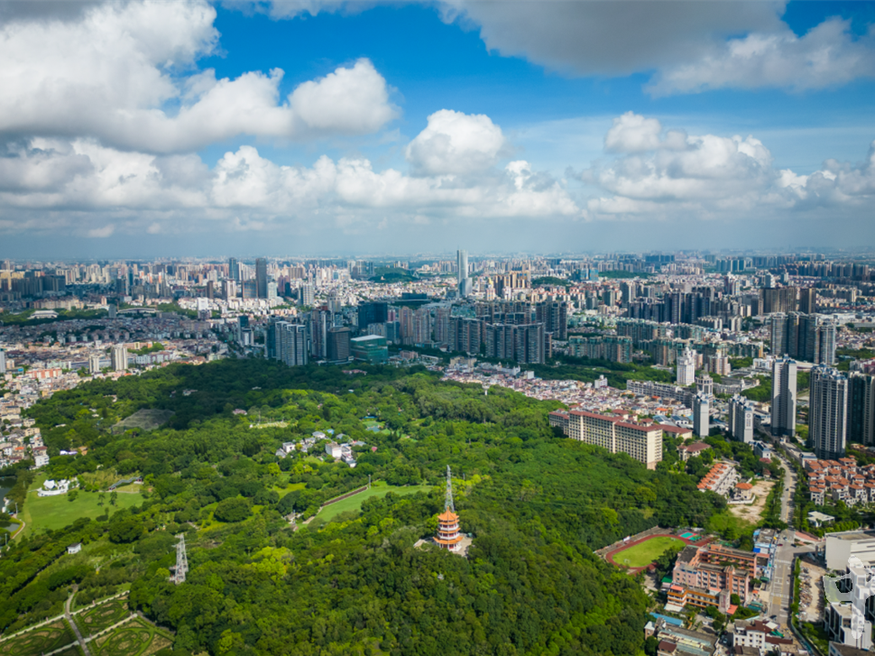 郭文海：动员全市企业掀起绿化美化热潮 为厂房园区“增植”为高质量发展“增值”