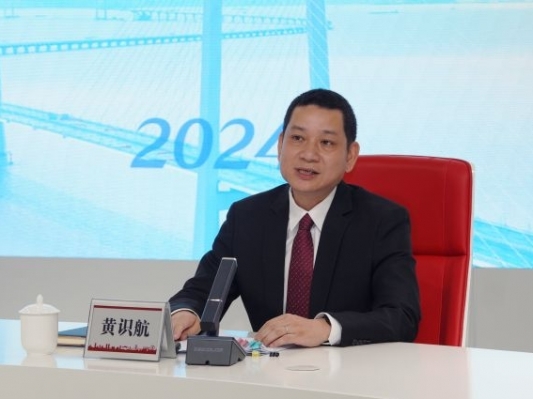 黄识航：链接大桥两端，商贸优势互补