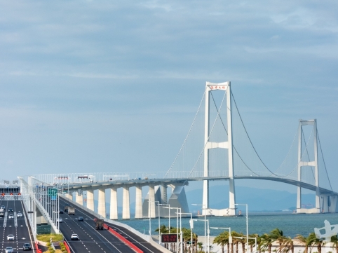 创历史新高！深中通道单日流量达16.11万车次