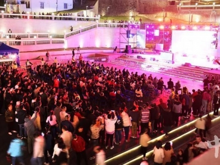 春风浩荡奋进路，激流潮涌伶仃畔，为中国式现代化中山实践汇聚澎湃正能量 