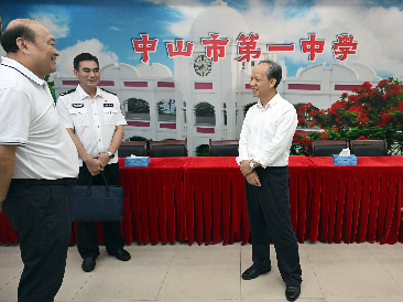 郭文海督导检查高考准备工作：全力营造安全安静安心考试环境，为考生保驾护航
