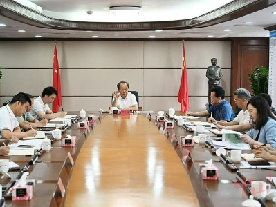 郭文海主持召开专题会议：项目化推进环五桂山“百千万工程”高质量发展引领区建设 更高质量实现三年初见成效目标