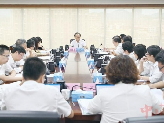 郭文海到市国资委调研：在市场经济大潮中主动作为做大做强 为全市发展大局作出更大贡献