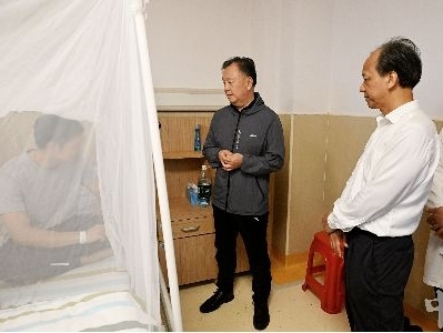 国家疾控局副局长孙阳到中山督导检查基孔肯雅热疫情防控工作