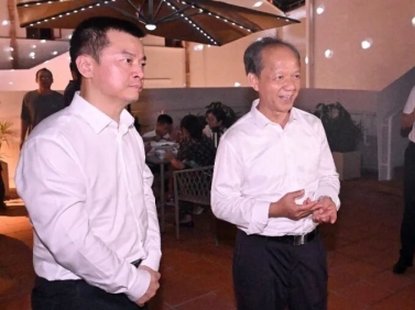 郭文海尹念红节前再次到孙文西路步行街督导检查：确保保护活化成果经得起市民游客检验