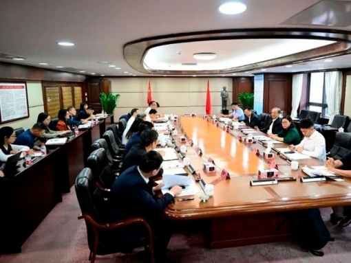  郭文海主持召开座谈会督办市政协重点提案：做好五桂山保护和利用两篇文章 打造“百千万工程”农文旅融合样板