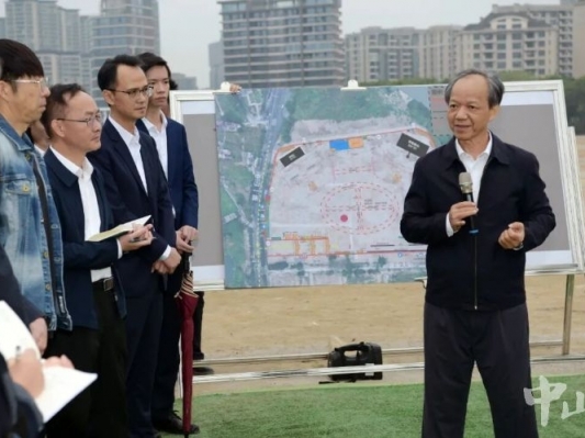 郭文海尹念红督导检查草莓音乐节安全保障工作