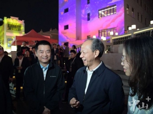 郭文海尹念红调研孙文西路步行街：持续丰富文旅业态供给 让孙文西路步行街更具吸引力更聚人气
