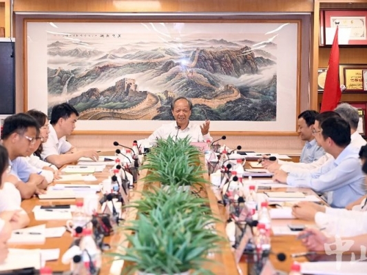 郭文海与市直宣传思想文化系统干部座谈：激发一座城市的精气神 凝聚高质量发展强大合力