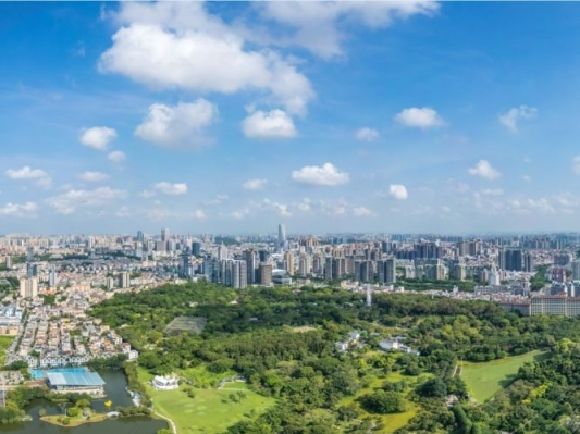 市委常委会召开扩大会议：抓好防风险保安全护稳定各项工作 确保人民群众平安欢乐祥和过节