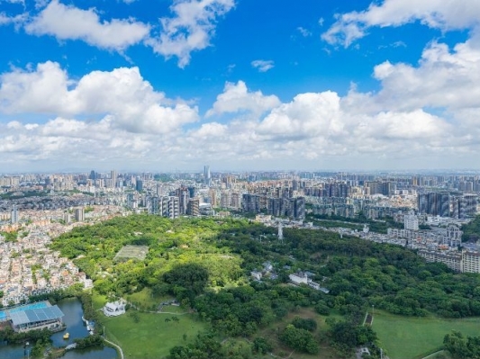  市委常委会召开扩大会议：从伟大建党精神中汲取奋进力量 奋力谱写中山现代化建设新篇章