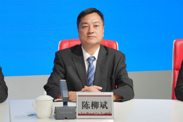 市委农办专职副主任 陈柳斌。胡超超 摄.jpg